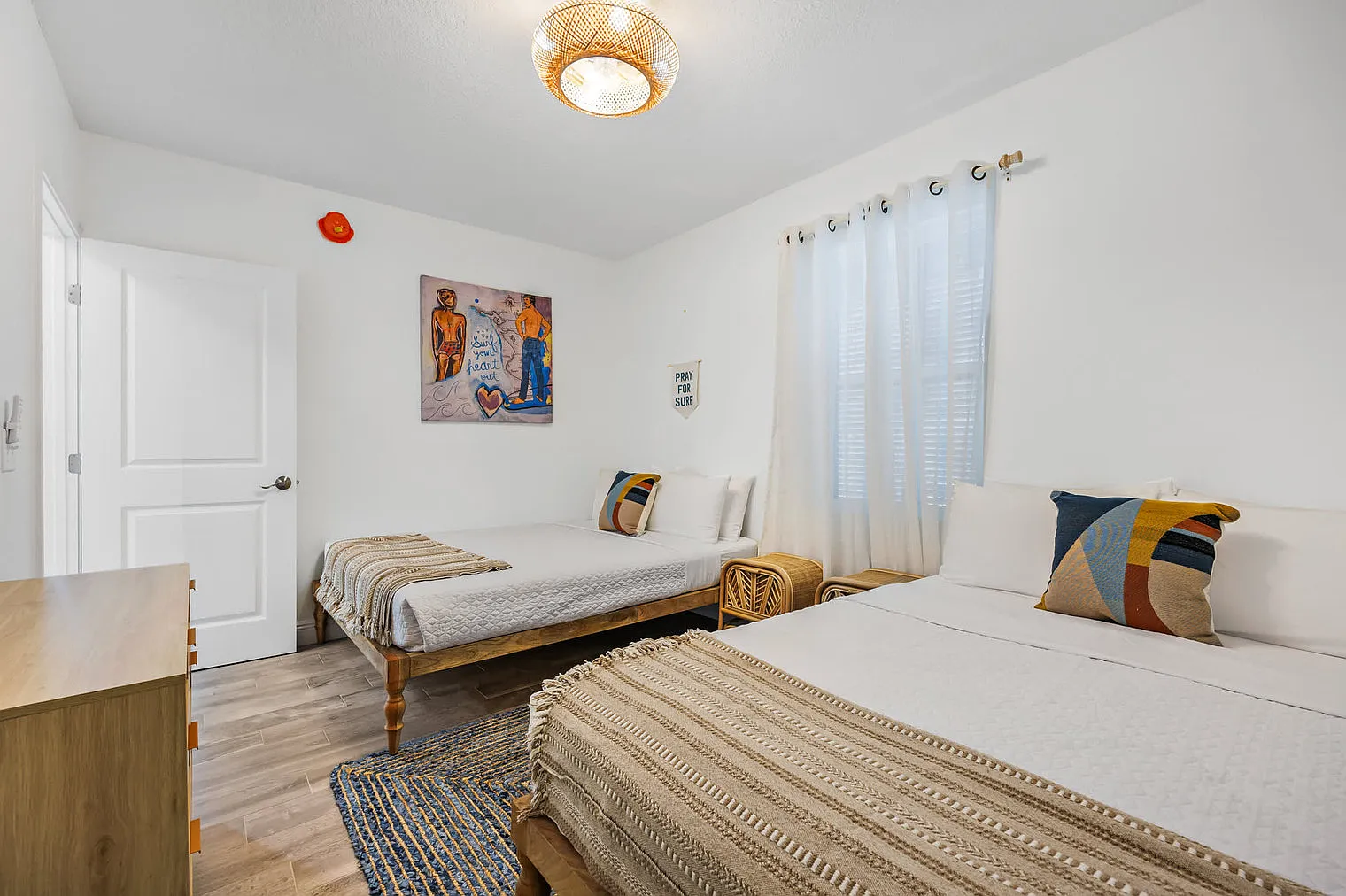 3 bed, 2.0 bath, $8,647 — Photo 4