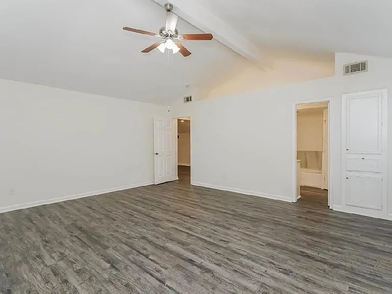 4858 Flat Creek Dr — Photo 1