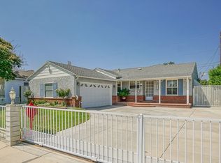 19619 Schoolcraft St, Reseda, CA 91335