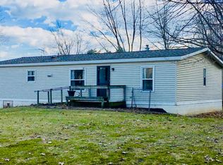 7032 Pike Rd, Delton, MI 49046