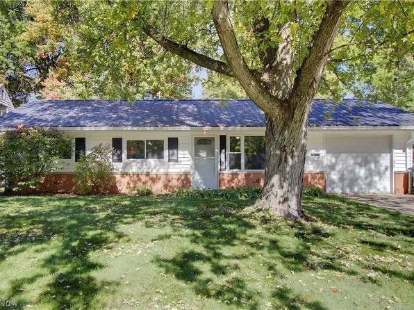 477 Linwood Dr, Alliance, OH 44601