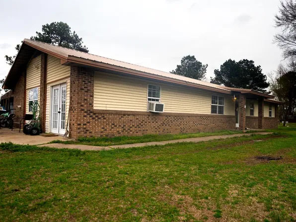 106 Hickox Dr, Jonesboro, AR 72401