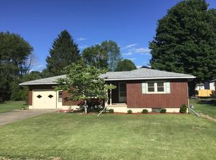 61 Kamp St, Warren, PA 16365