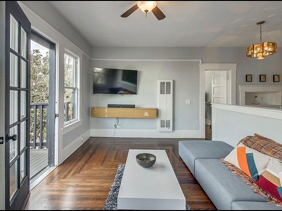 4th image of 1070 21st St
