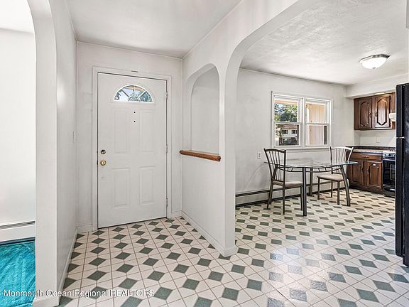 5th image of 44 Millbrook Drive
