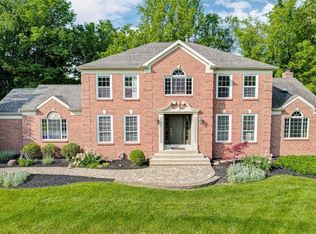 3120 Triplecrown Dr, North Bend, OH