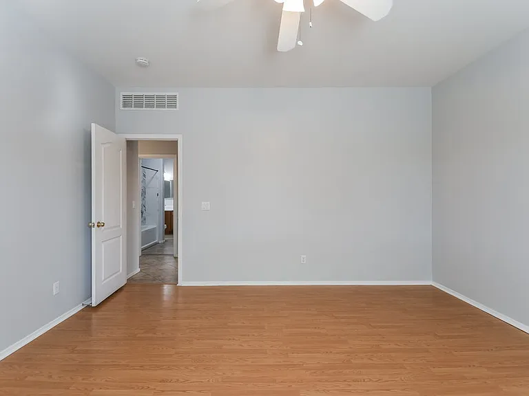 3761 W Eastman Ct — Photo 10