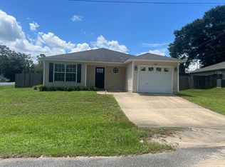 352 Apple Dr, Crestview, FL 32536