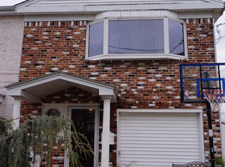 2827 Amboy Rd, Staten Island, NY 10306