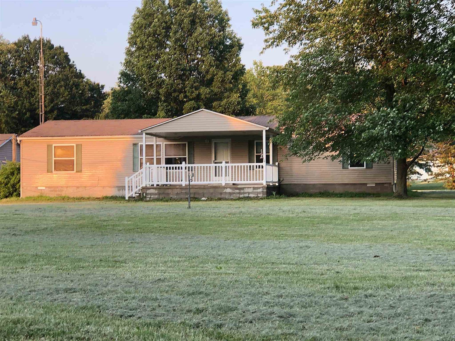 14520 N Paul Ln, Bluford, IL 62814 Zillow