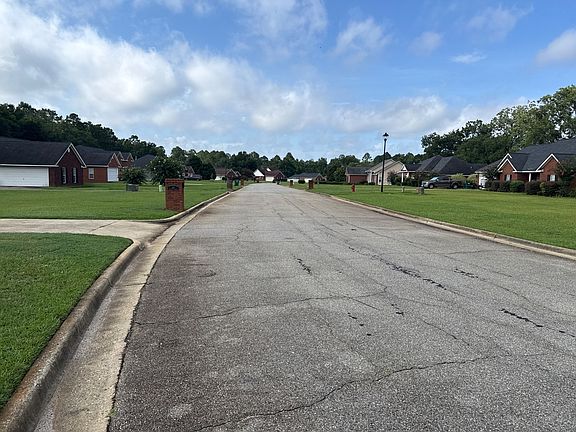 5th image of 269 Hawkstead Dr