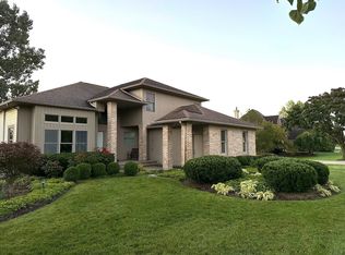 5807 Lakeshore Dr, Ann Arbor, MI 48108