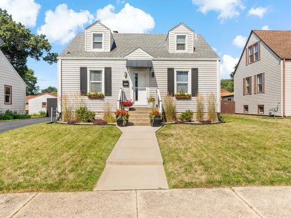 18240 Wildwood Ave, Lansing, IL 60438