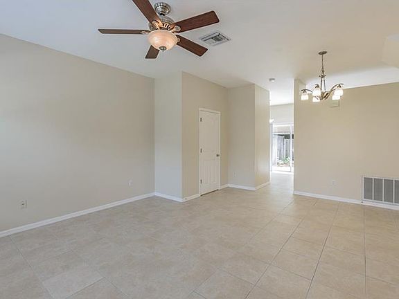 5th image of 4310 Fincastle Ct