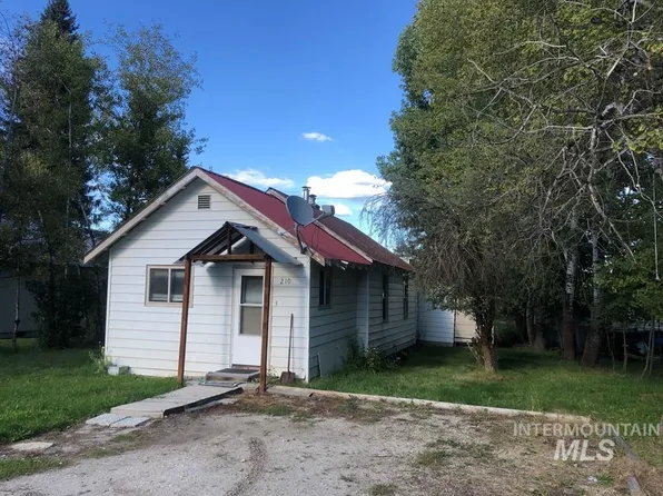 210 S Idaho St, Cascade, ID 83611