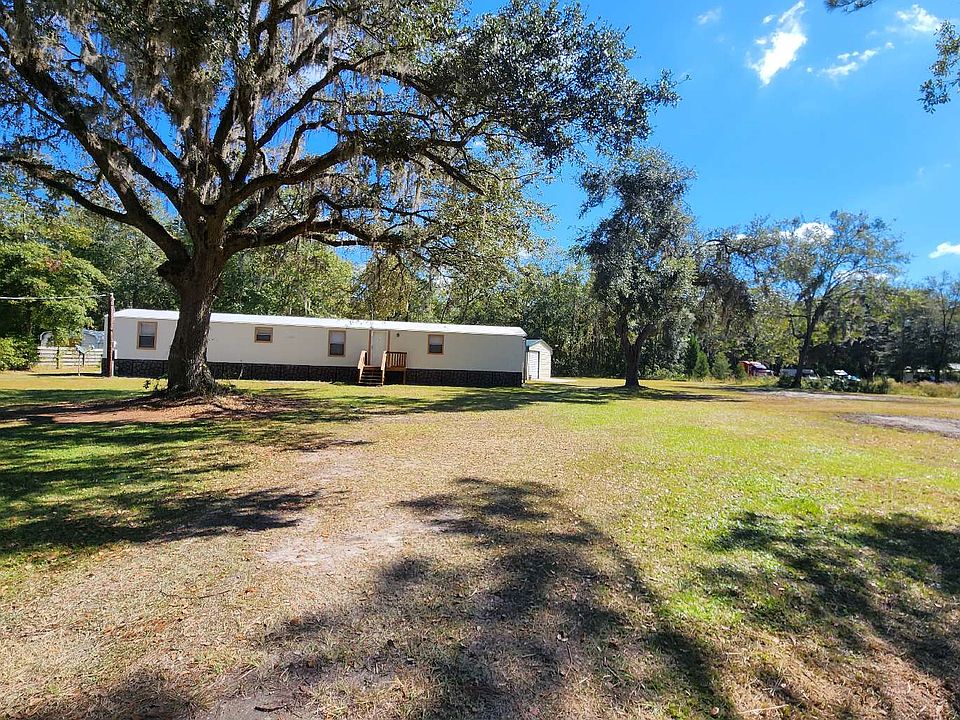 1st image of 277 NW Melanie Way