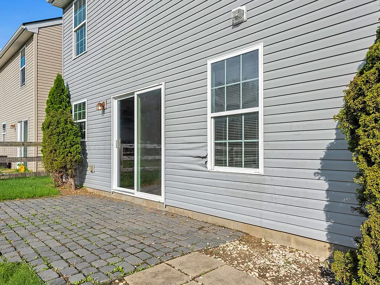 6035 Marsh Cir — Photo 26