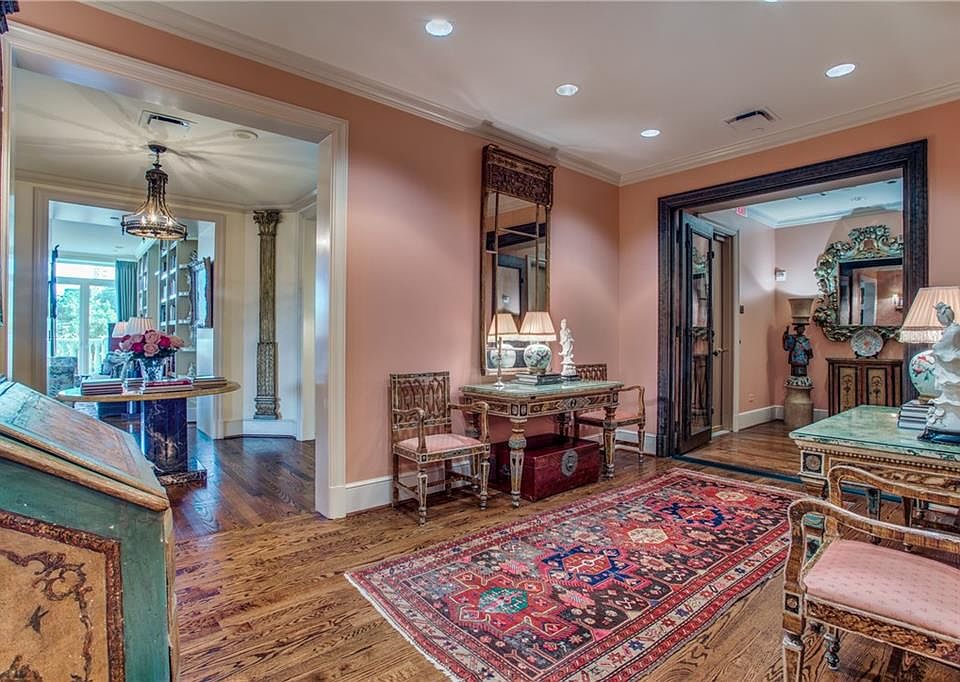 1st image of 3505 Turtle Creek Blvd APT 2A