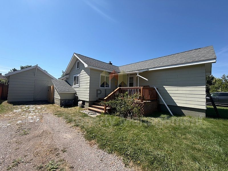 1st image of 1919 S 9th St