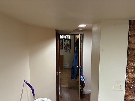 3rd image of 2940 N Maryland Ave #2940A