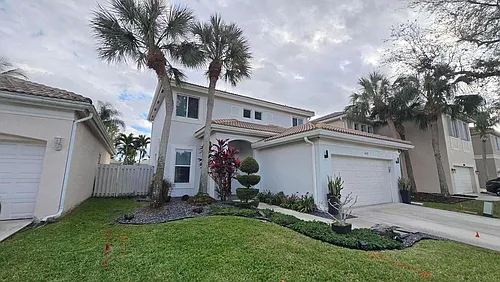 6878 NW 33rd St #6878 Photo 1