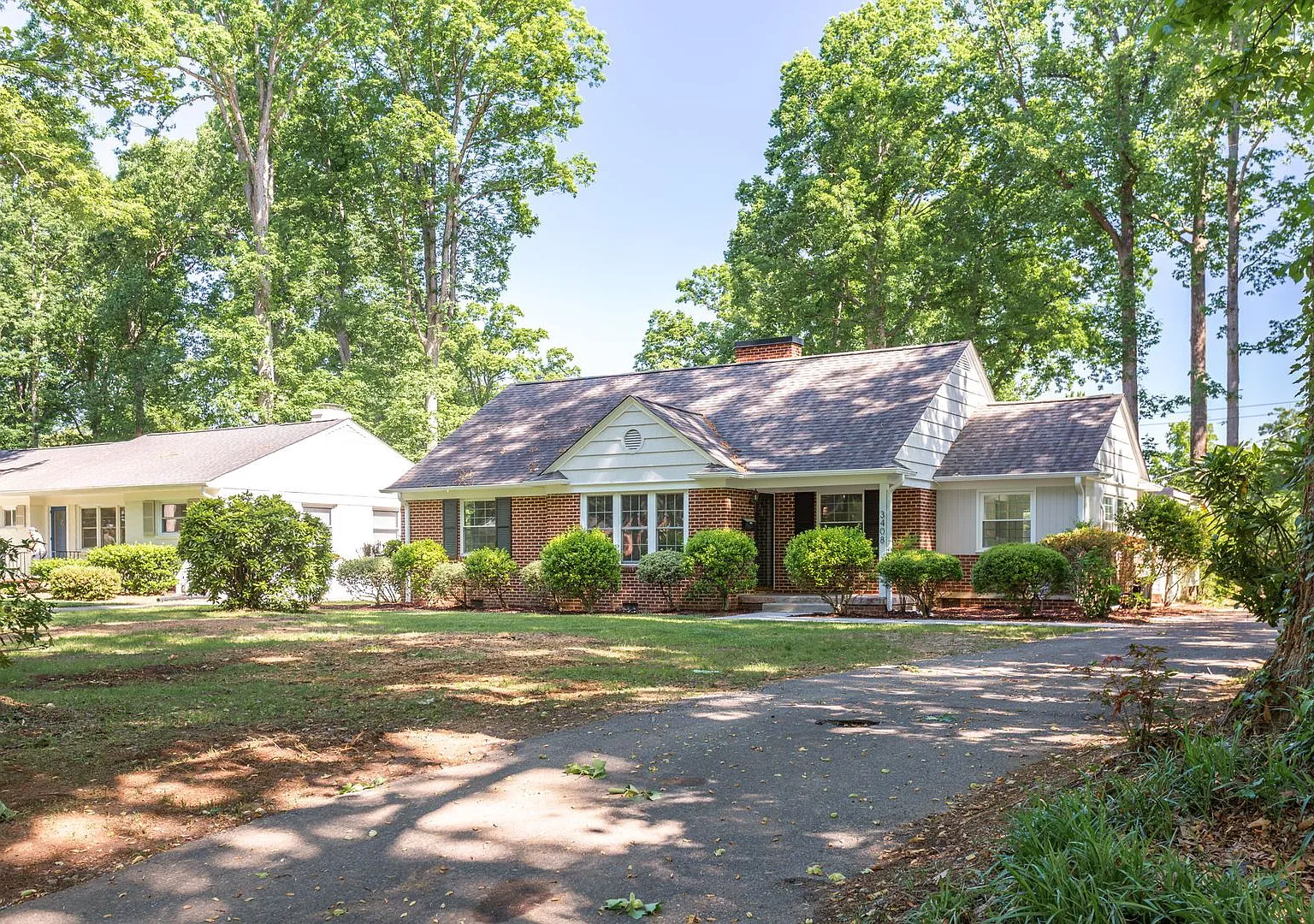 Fully Remodeled 3 Bedroom Off N Holden — Photo 3