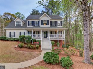 657 Swans Landing Dr, Dacula, GA 30019