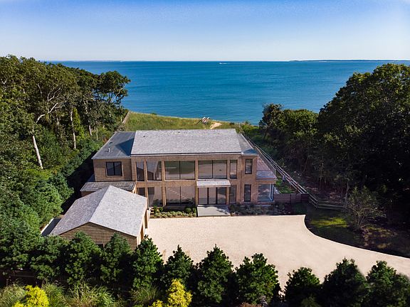 4th image of 37 Milina Dr