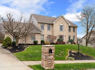 154 Valley Green Dr, Coraopolis, PA