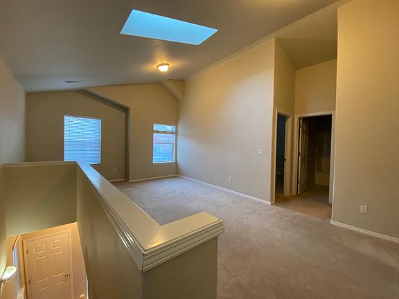 5th image of 7521 NE Callan Ct