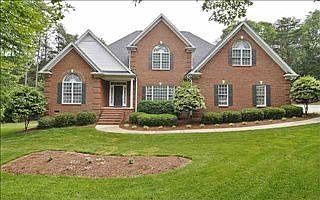 1st image of 82 Moore Ct