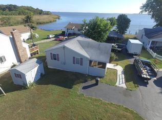 2107 Rocky Point Rd, Essex, MD 21221