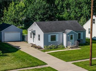 512 Pine St, Farmington, MN 55024