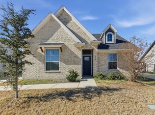 649 Charlotte Ln, Burleson, TX 76028
