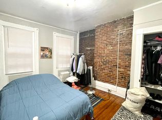 2 Champney Pl #1-C, Boston, MA 02114