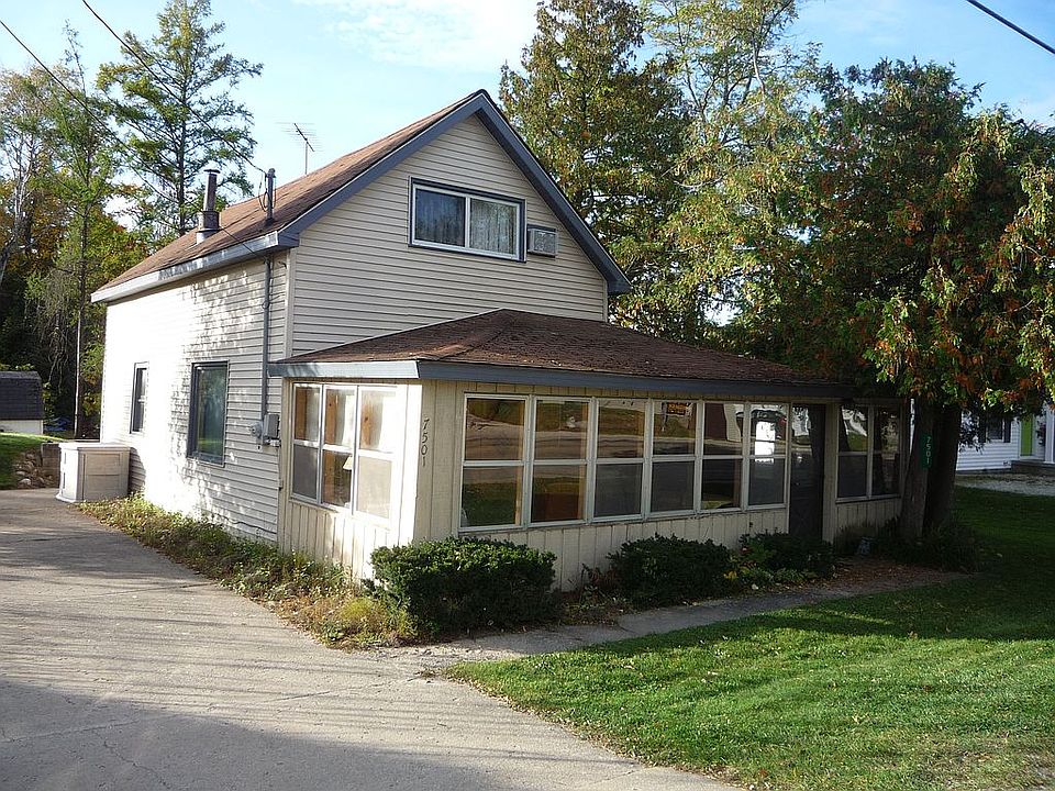 2nd image of 7501 Crystal Beach Rd NW