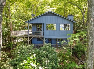 1392 Mount Chalet Rd, Canton, NC 28716