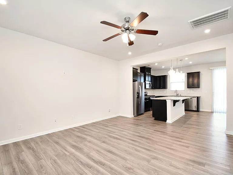 1227 Southern Sugar Dr — Photo 5