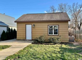 316 Zessin St, Creve Coeur, IL