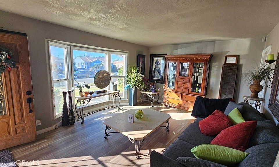 2nd image of 1408 S Butler Ave