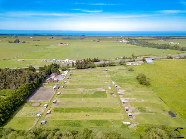 5725 Wymore Rd, Arcata, CA 95521