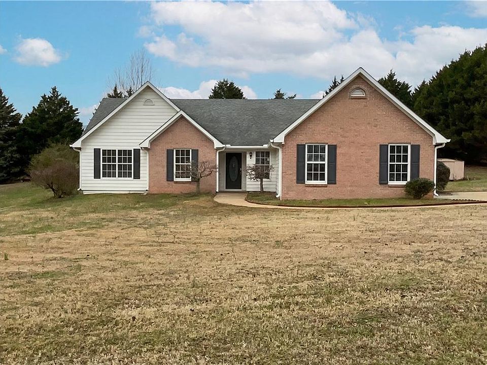 1st image of 169 Manley Dr