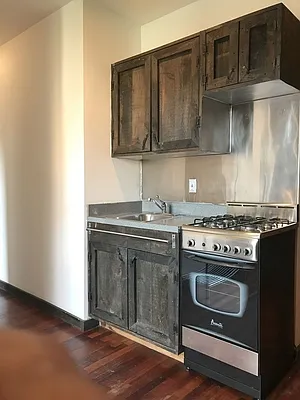 Rented by REAL New York | media 14