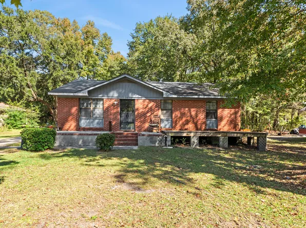 1919 Ghana St, Johns Island, SC 29455