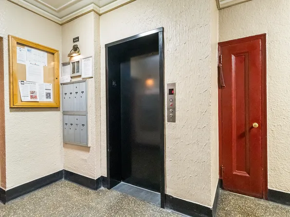 43-10 48th Avenue image 5 of 13