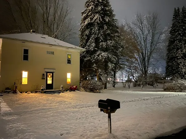 610 E Adams St, Coleman, MI 48618