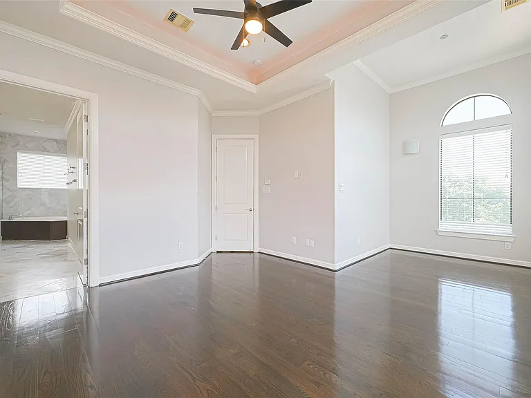 1739 Oakdale St — Photo 31