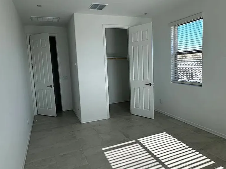 13412 W Eagle Feather Rd — Photo 12