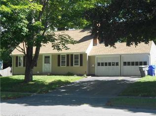 20 Saint James Ave, Enfield, CT 06082