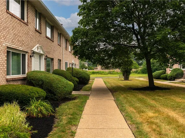 165 Old Lyme Dr APT 5, Buffalo, NY 14221